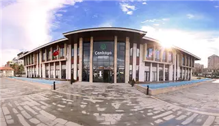ÇANKAYA BELEDİYESİ YILDIZ HİZMET BİNASI VE BELEDİYE BAHÇESİ görseli