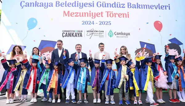 Başkan Güner Kep Atan Miniklerle Mezuniyet Coşkusunu Paylaştı